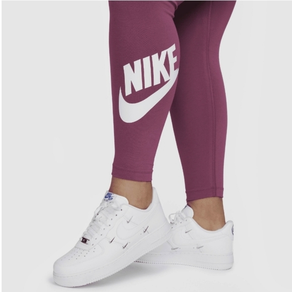 Nike high rise full length tight fit legging new sporty athletic xs - Picture 3 of 3
